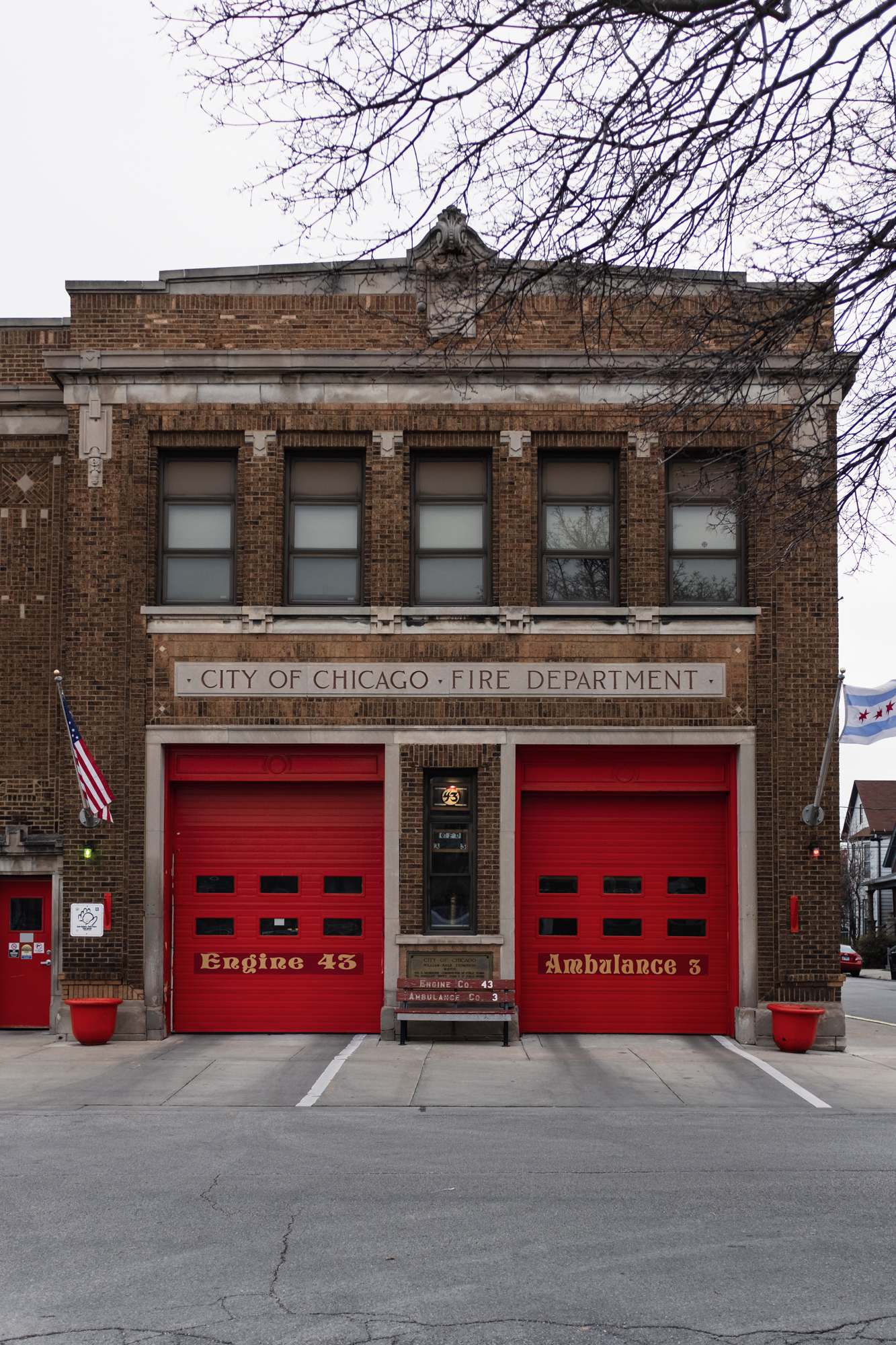 City of Chicago Fire Department Engine 43 Ambulance 3