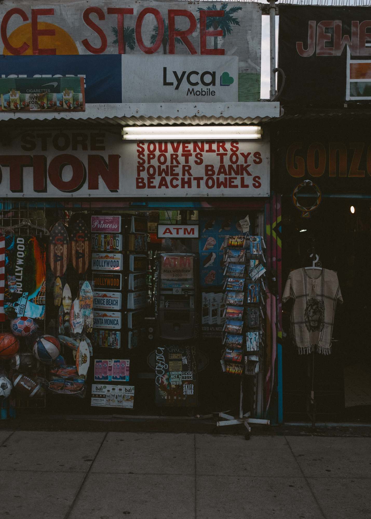 Venice Souvenir Stand