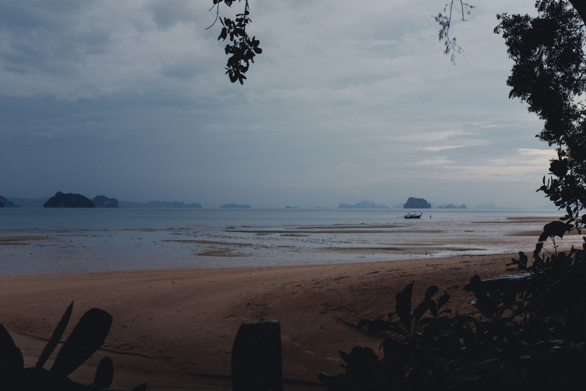 Happy Hour - Krabi, Thailand - Fuji X100F