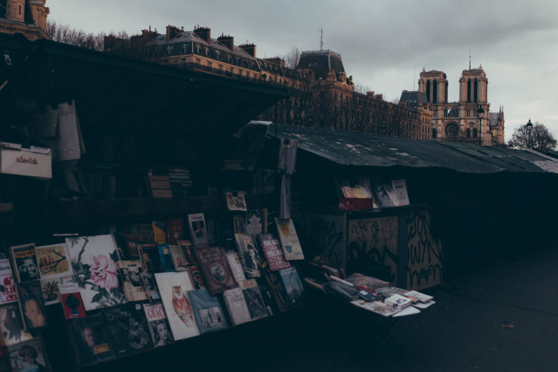 Bouquinistes I - Paris, France - Fuji X100F