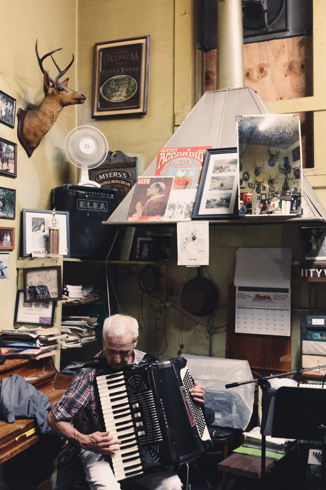 Accordion Night at Volpi’s - Petaluma, California - Fuji X100F